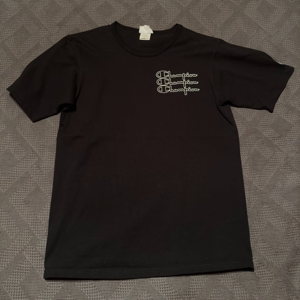 Champion Graphic Shirt